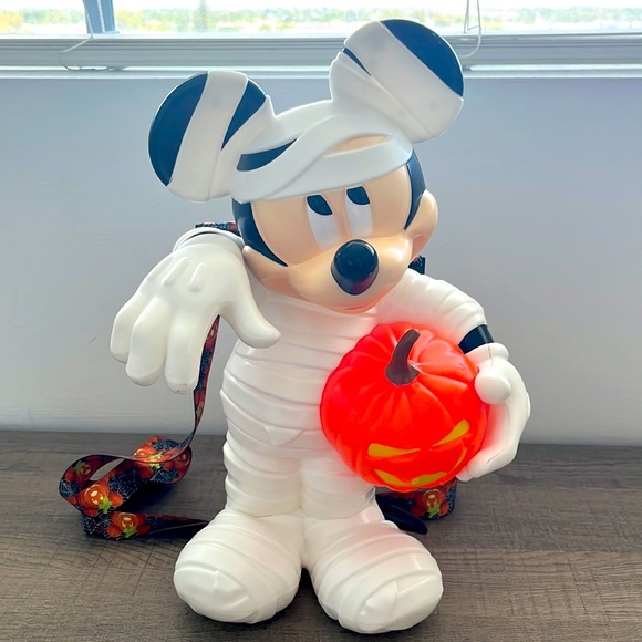 Disney Other Disney Parks Limited Edition Halloween Mickey Mummy